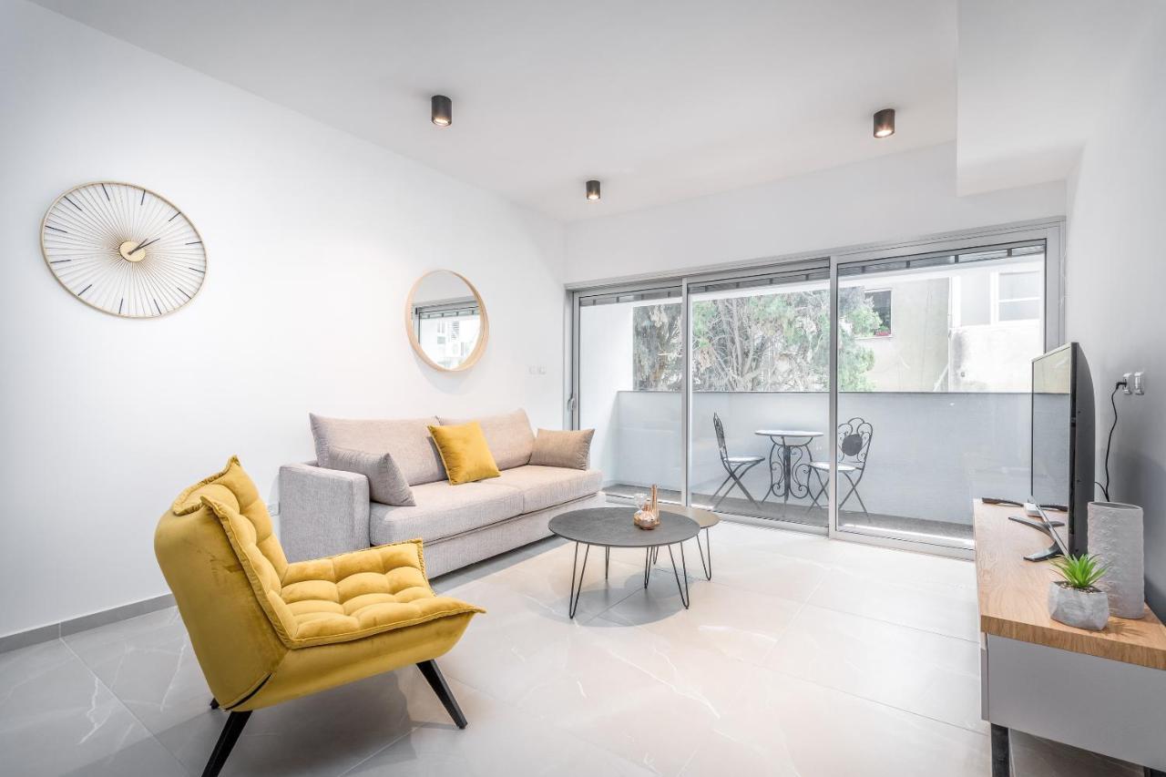 Stunning 1 Bdr With Balcony On Sheinkin St Apartment Tel Aviv Luaran gambar