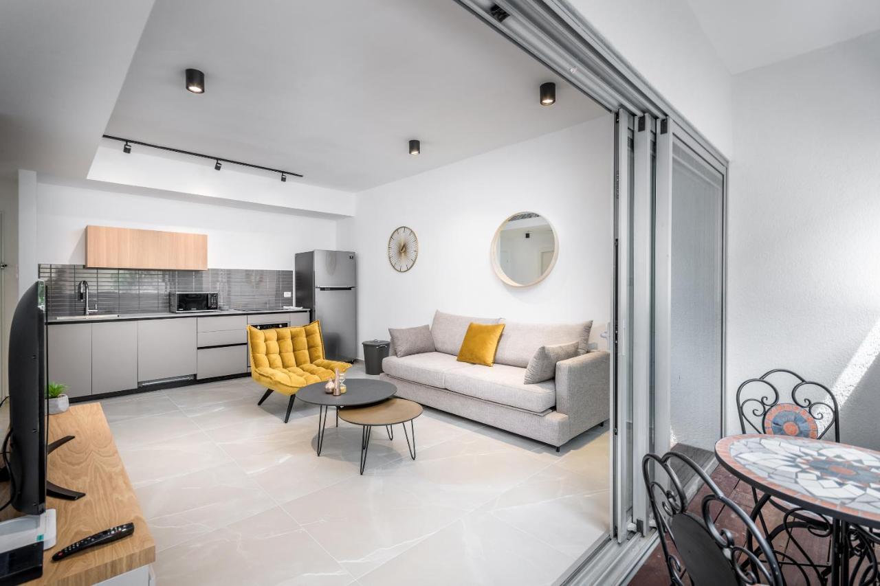 Stunning 1 Bdr With Balcony On Sheinkin St Apartment Tel Aviv Luaran gambar